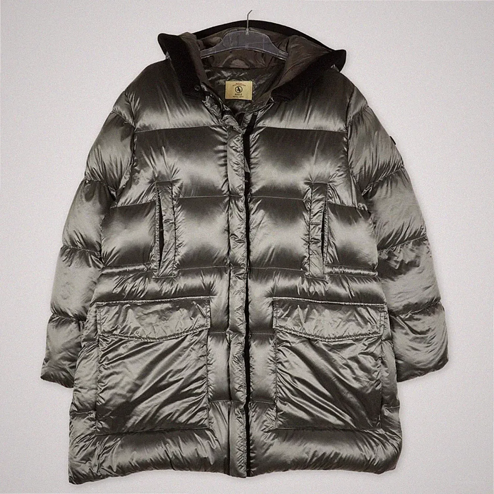 Aigle Daunenmantel Damen Größe 48 silber Wintermantel warm mit Kapuze 80% Daunen