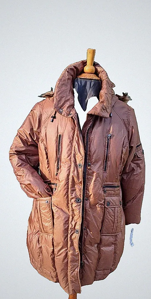 B5 Kirsten / Damen Daunen Mantel Braun glänzend mit Arm & Brust Taschen Gr. 50