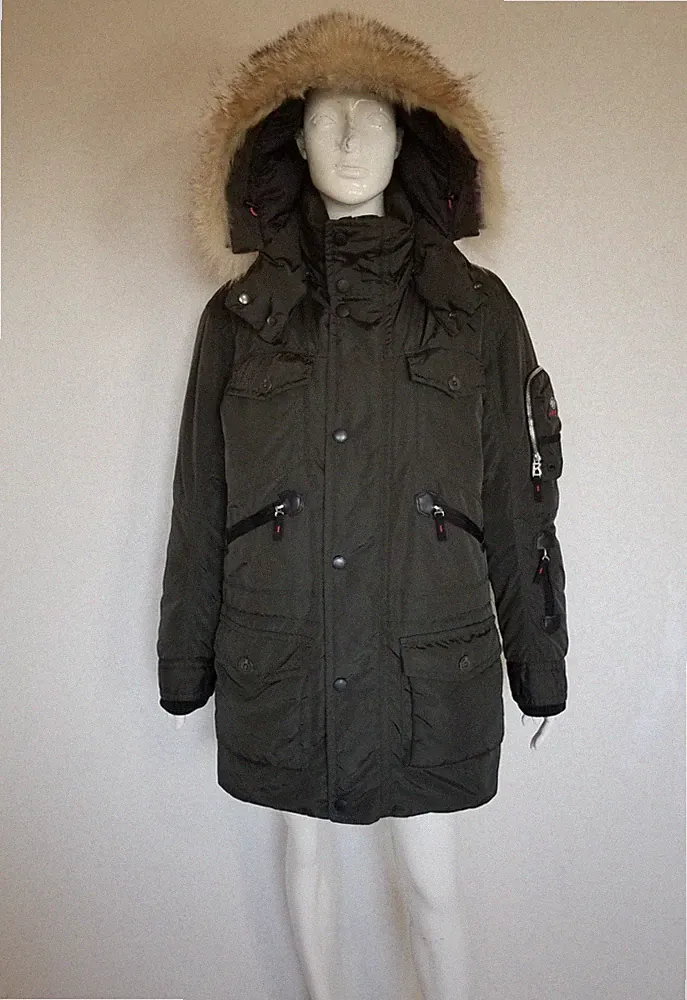 Bogner Daunenmantel mit Pelzkragen