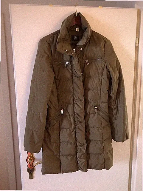 Bogner Jacke Mantel Parka Daune oliv grün khaki ohne Kapuze S/36 guter Zustand