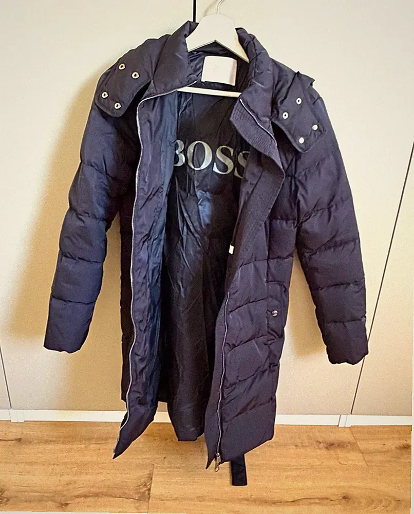 BOSS Damen Daunenmantel lang Schwarz Gr. 38 mit Kapuze & Gürtel