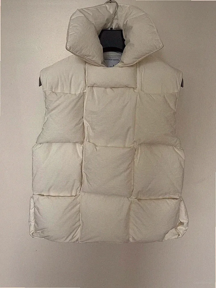 Bottega Veneta Steppweste Daunenjacke Gr. XS
