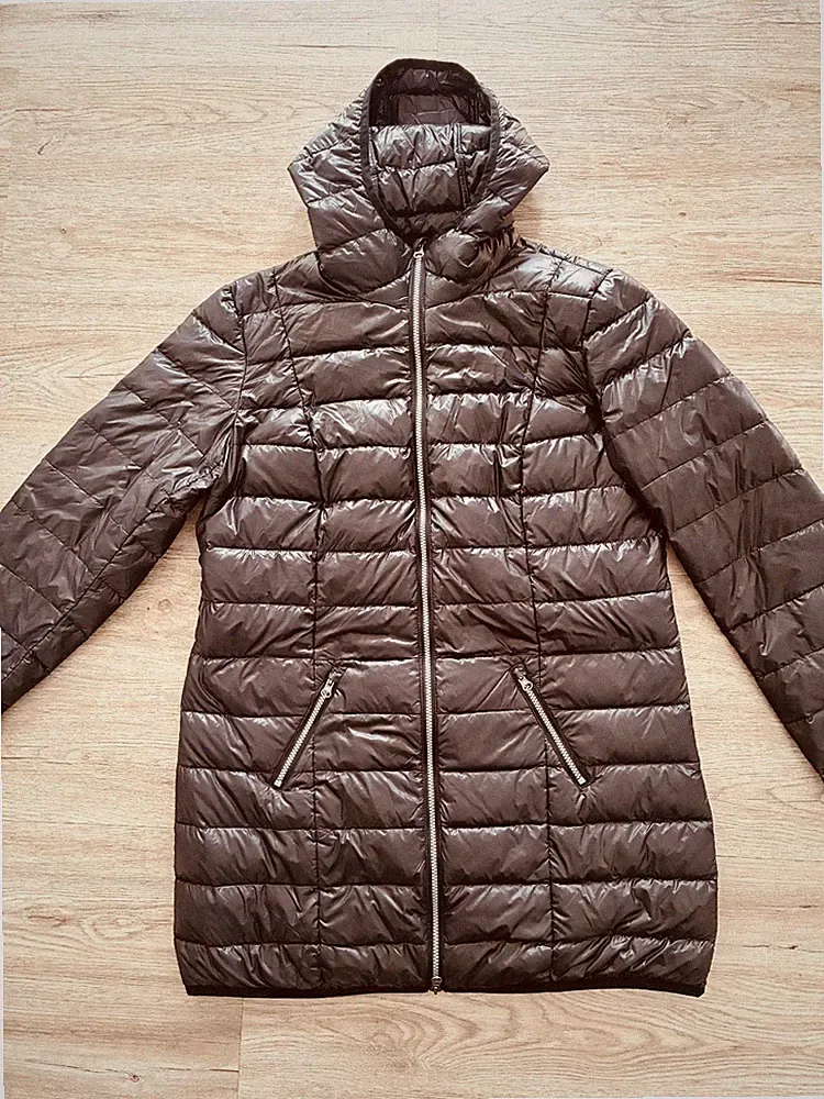 bpc Daunen Steppjacke/Mantel Gr. 44 mit Kapuze Federleicht wie neu