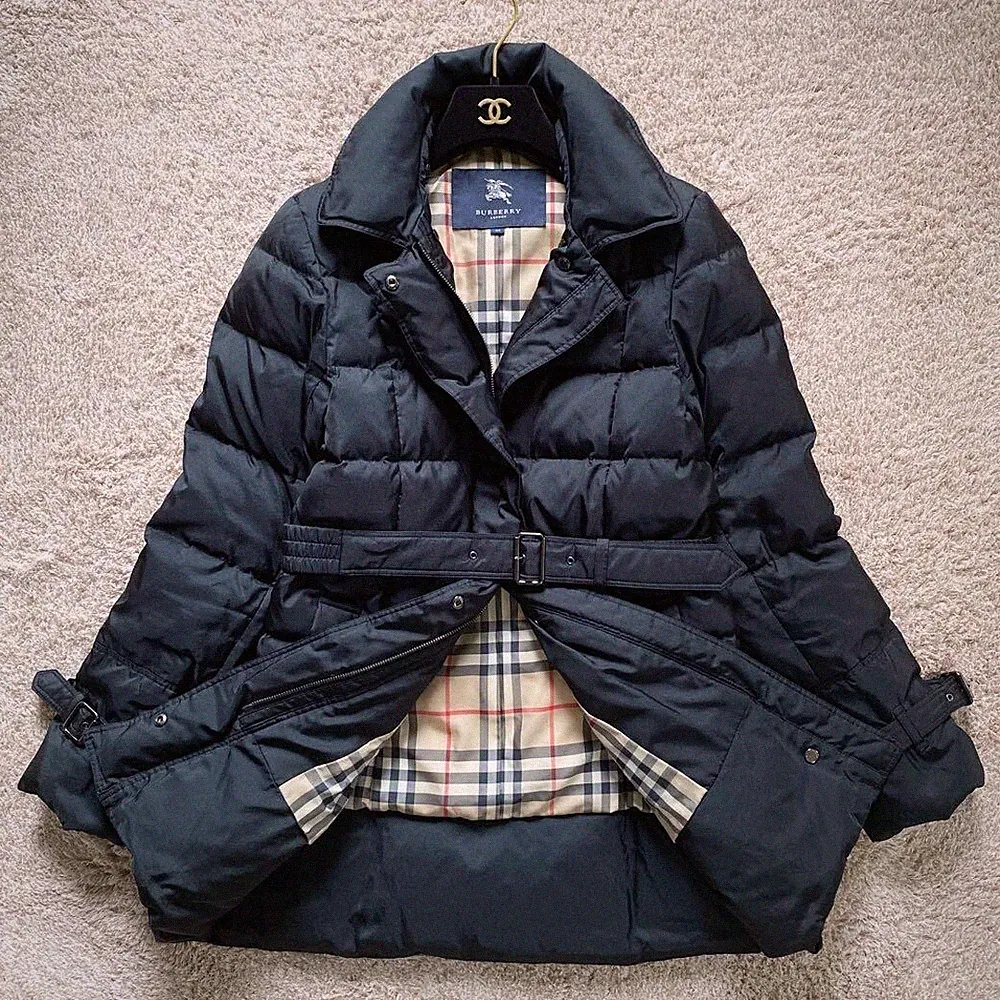Burberry London Damen M Schwarz Daunenmantel Nova Check Gürtel Stehkragen