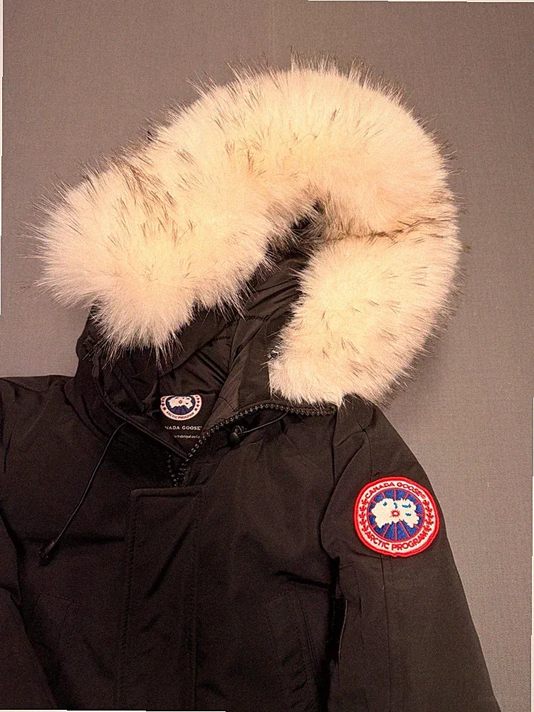 Canada Goose Bomberjacke Damen schwarz XS mit Kapuze und Fellrand