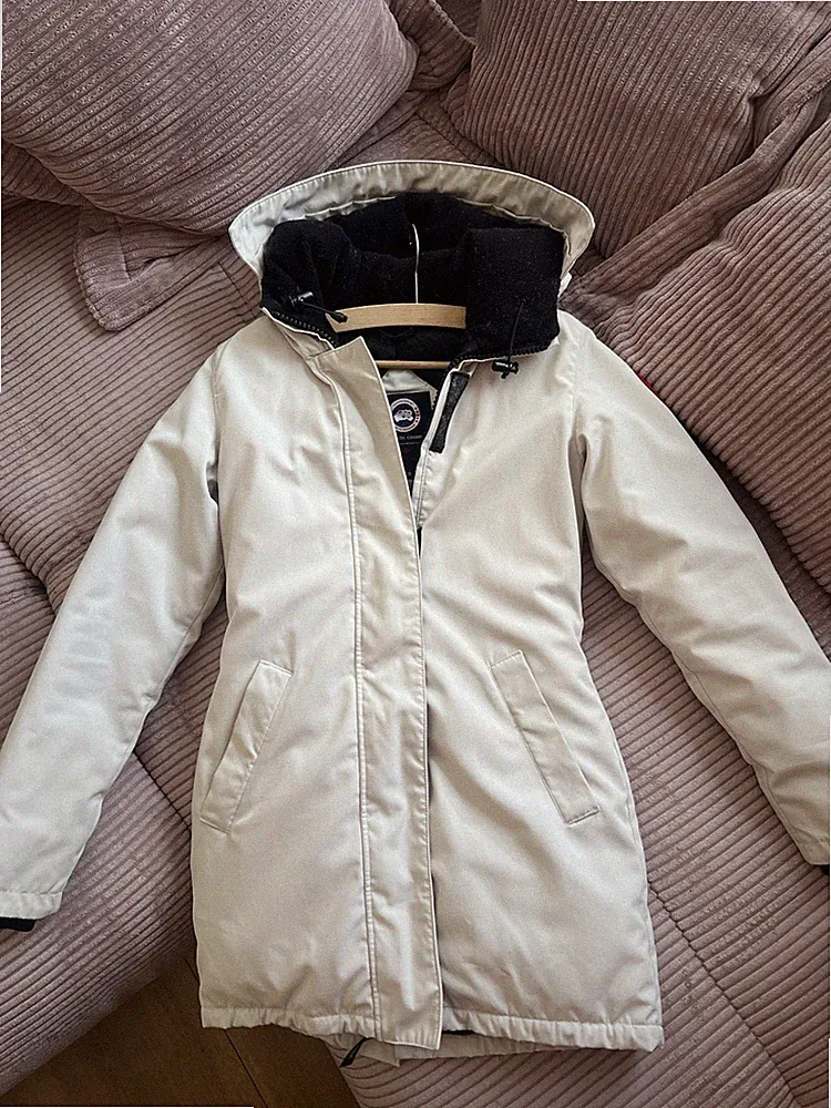 Canada Goose Winterjacke XS Kalkstein
