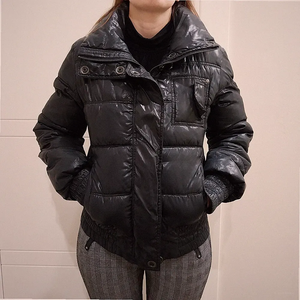 Damen Daunenjacke M Pull & Bear