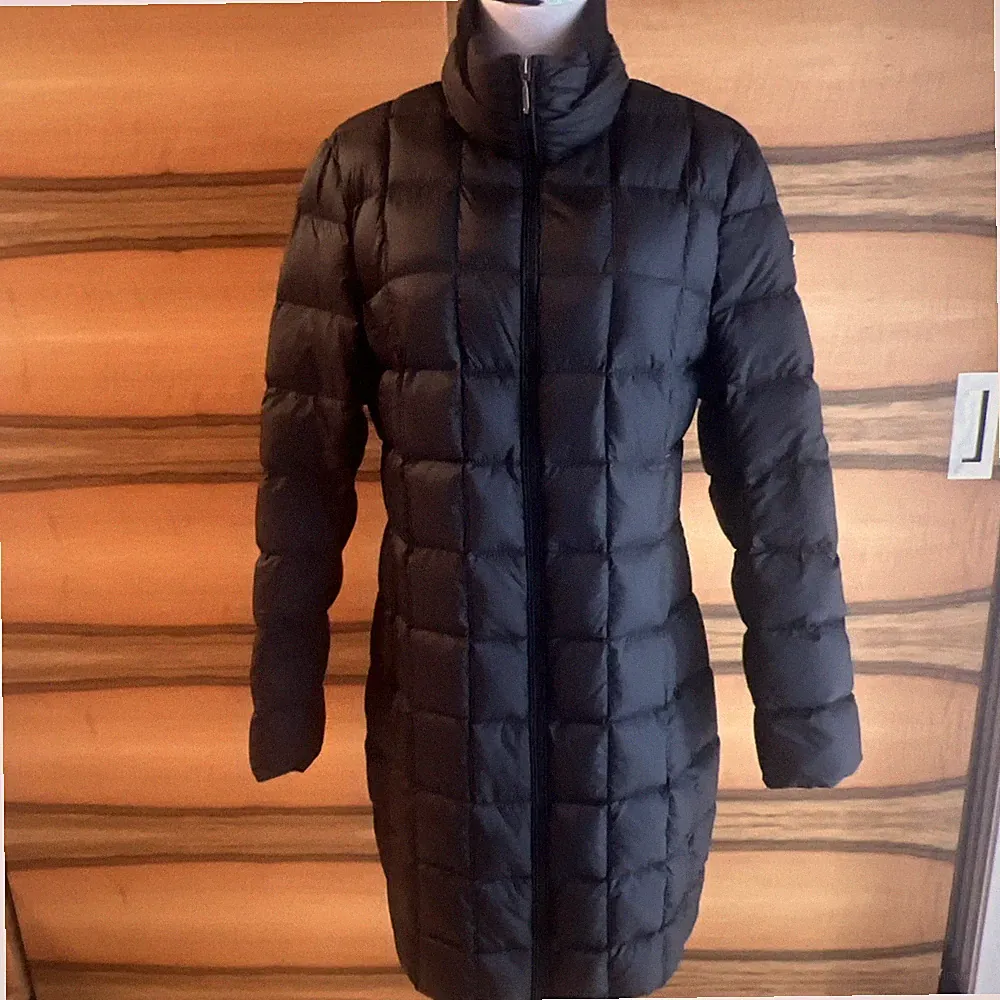Damen Mantel Daune, Größe 42, Schwarz, AMBER & JUNE, Leicht, kaum getragen