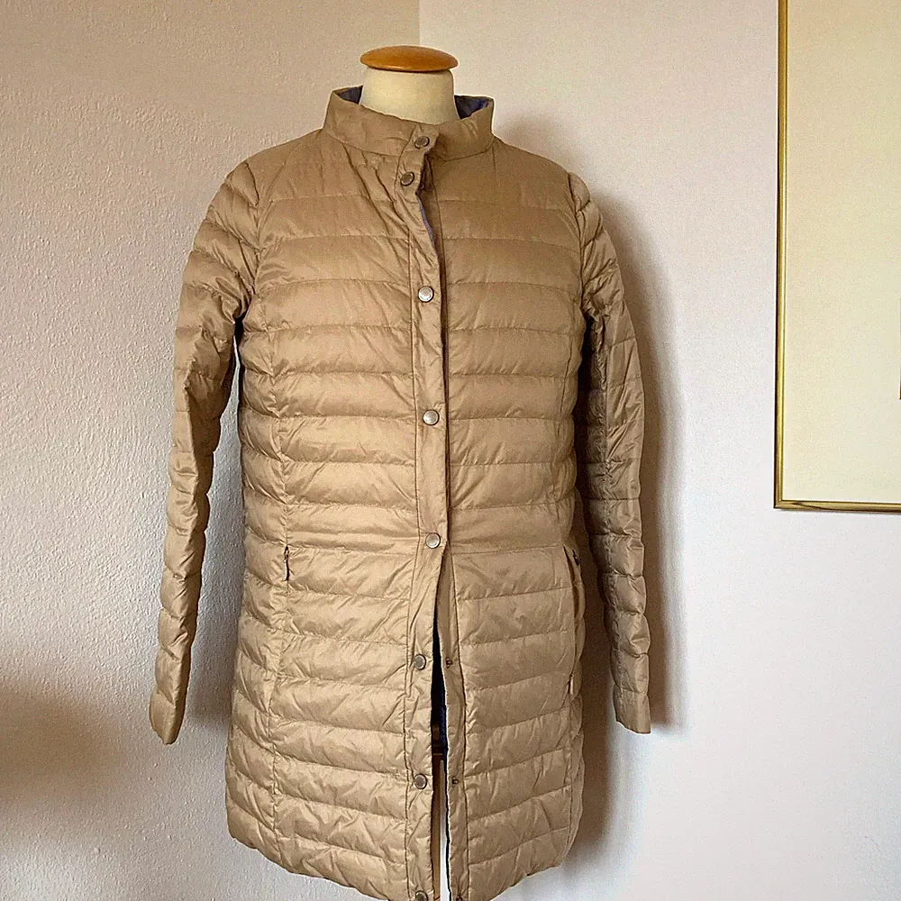 Damen Wendejacke/Steppmantel (90 % Daunen) halblang Stehkragen Druckknopf