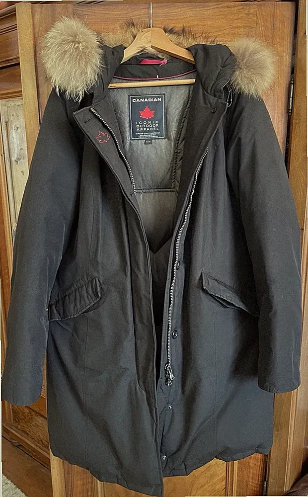 Daunen Winter Parker Schwarz -Von Canadian -Größe 52 XL Wie Neu Auch Für Damen