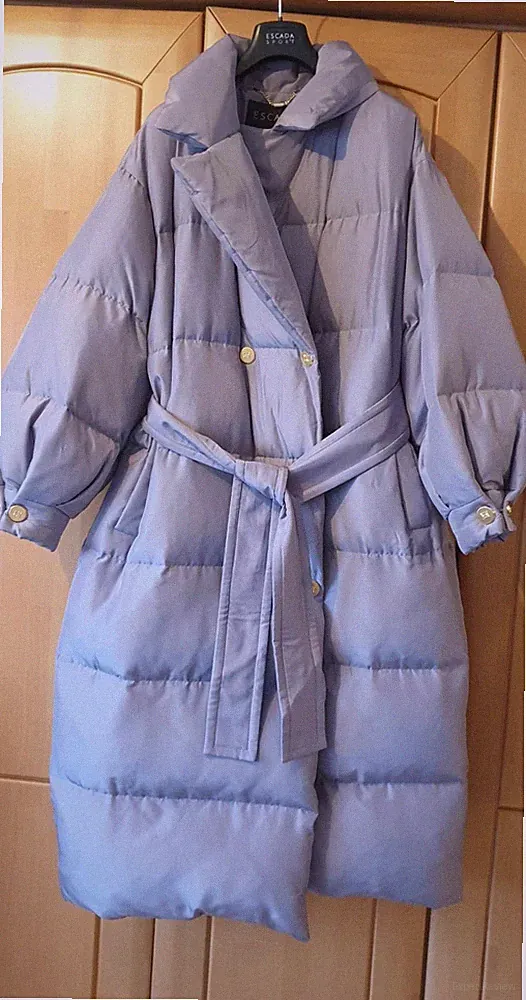 Daunenmantel Escada, Farbe Flieder, Gr 44