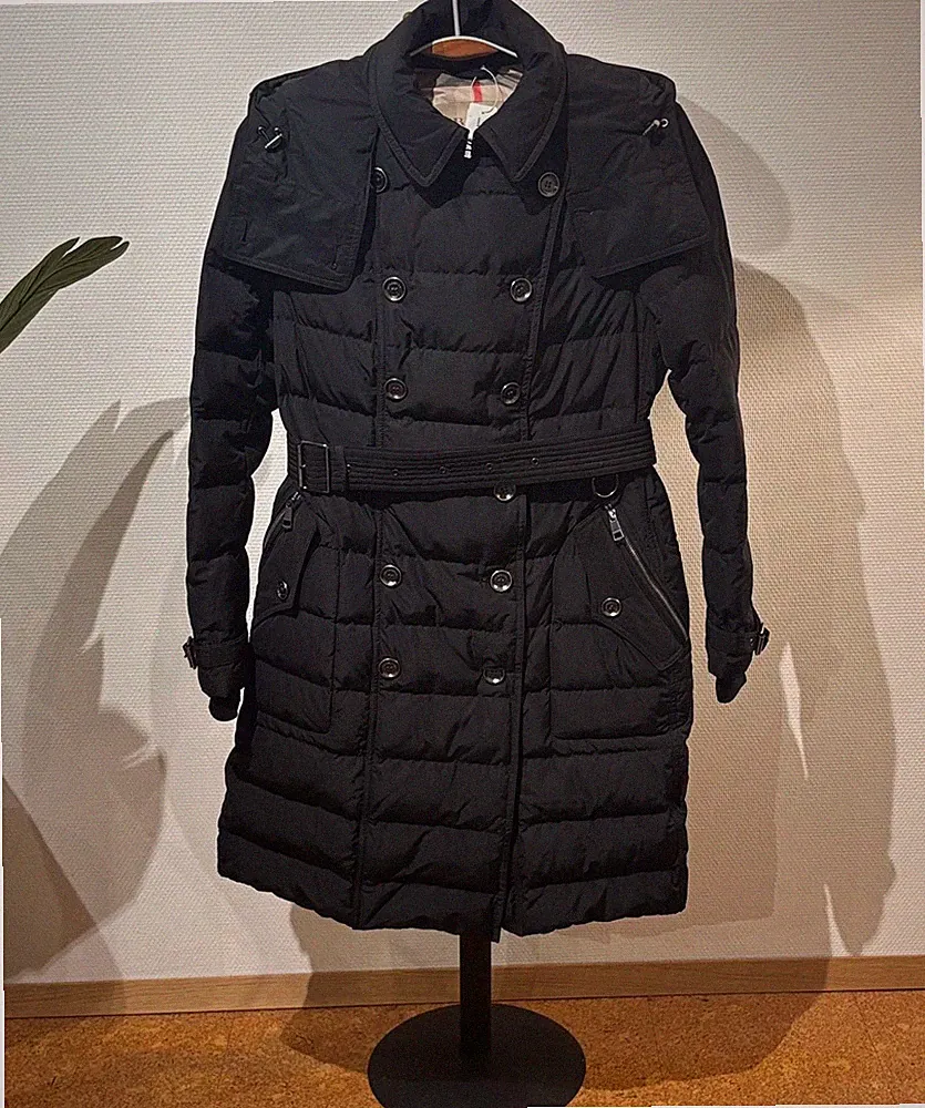 Daunenmantel von Burberry Brit, Größe L, schwarz, abnehmbare Kaputze, Vintage