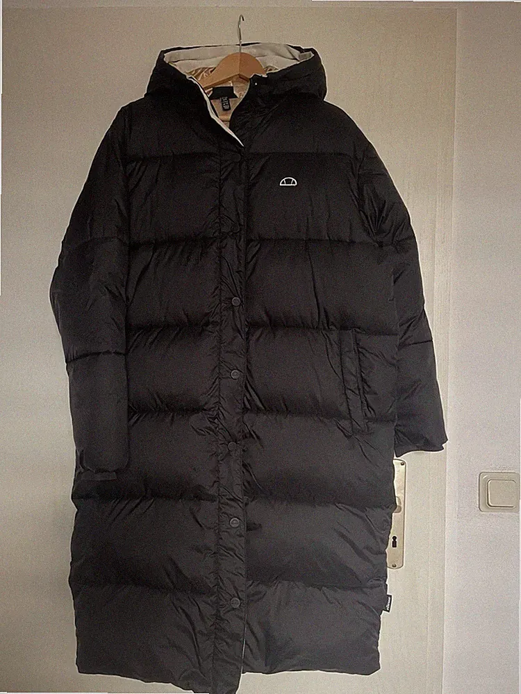 Ellesse Daunenmantel