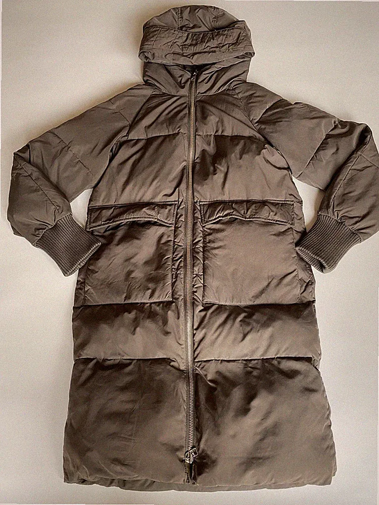 Embassy of Bricks and Logs Puffer Coat schöner Braunton