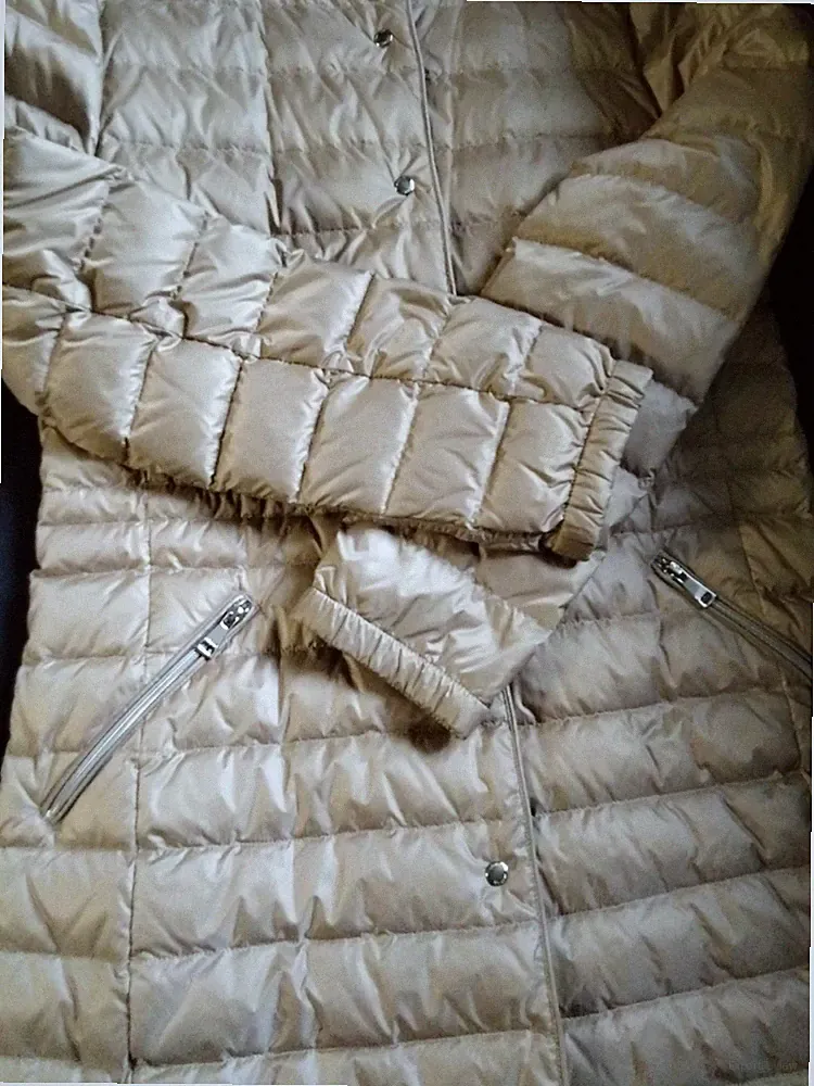 ERSTKLASSIGE Daunenjacke Parka Mantel FEDERLEICHT Goldton MABRUN I48 D 40 42