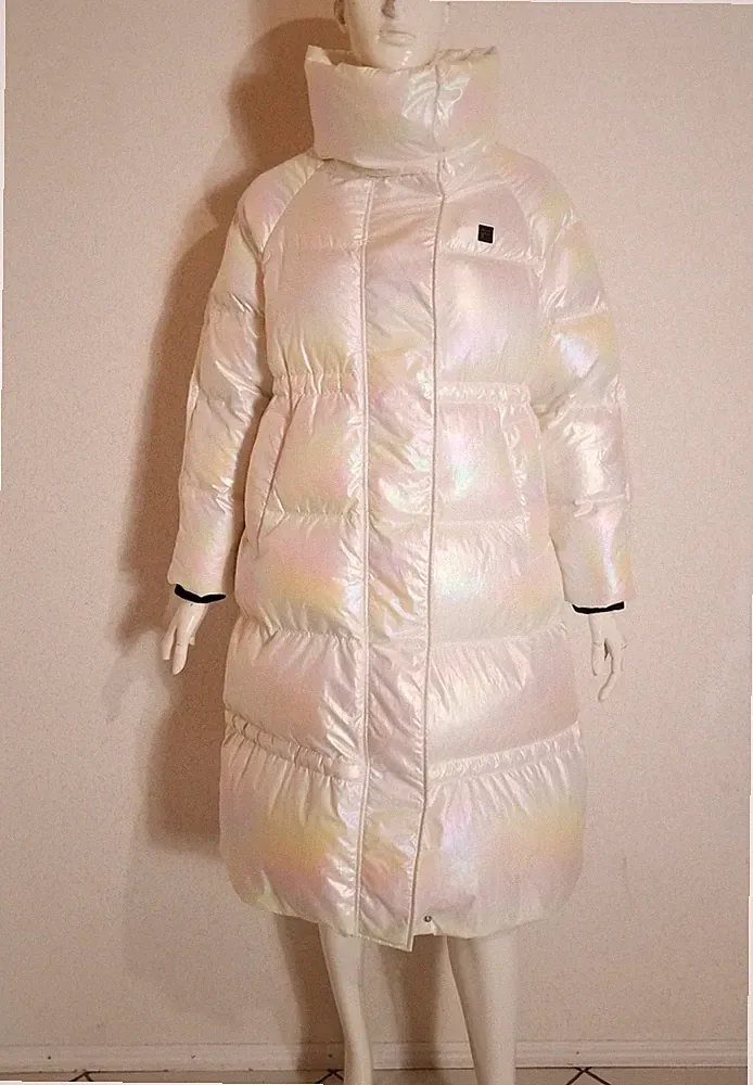 FILA wunderschöner sehr leichter super warmer Daunenmantel Perlmutt Farbe