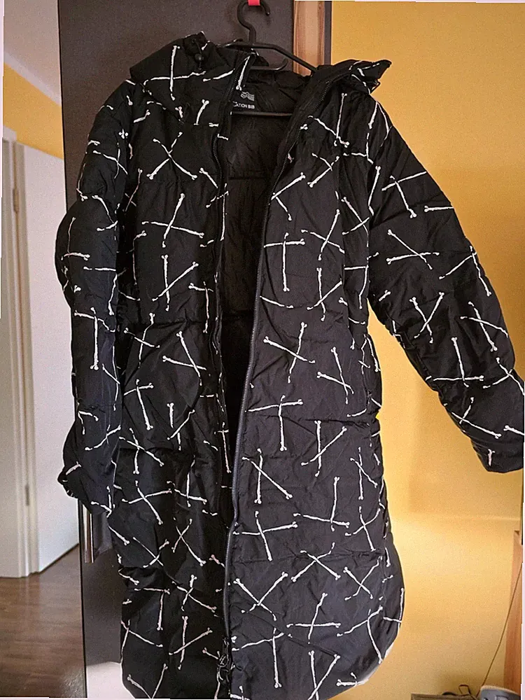 Foundation Bib Daunenmantel Unisex XXS Schwarz Knochen Bones Daunenjacke lang
