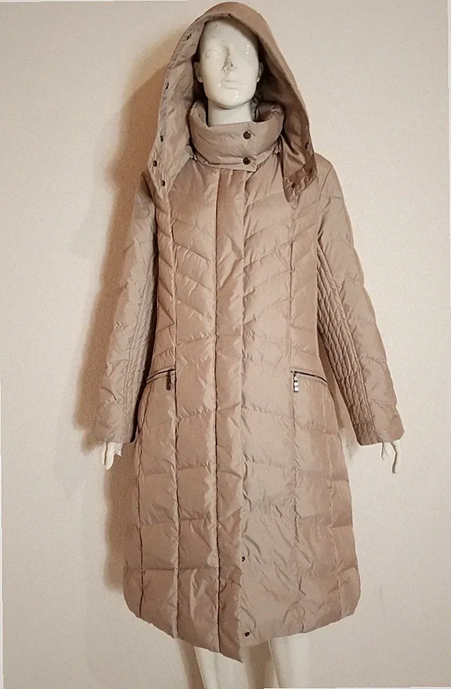Fuchs Schmitt wunderschöner ultra leichter warmer Long Daunenmantel Perlen Beige