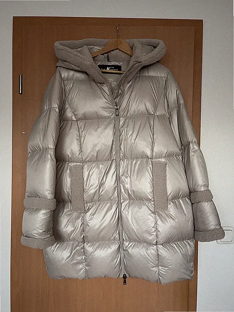 Ganz schicke Daunen Winterjacke von Luisa Cerano,neu mit Etikett Neupreis 699€