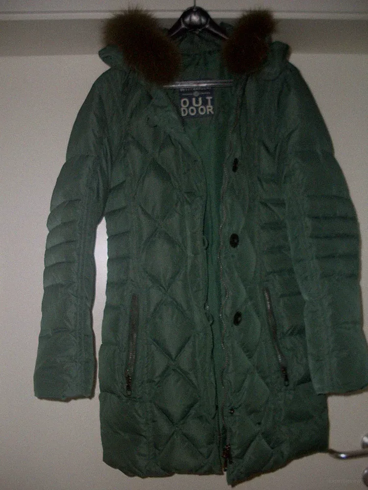 Hochwertiger Daunensteppmantel Betty Barclay gr.34 grün
