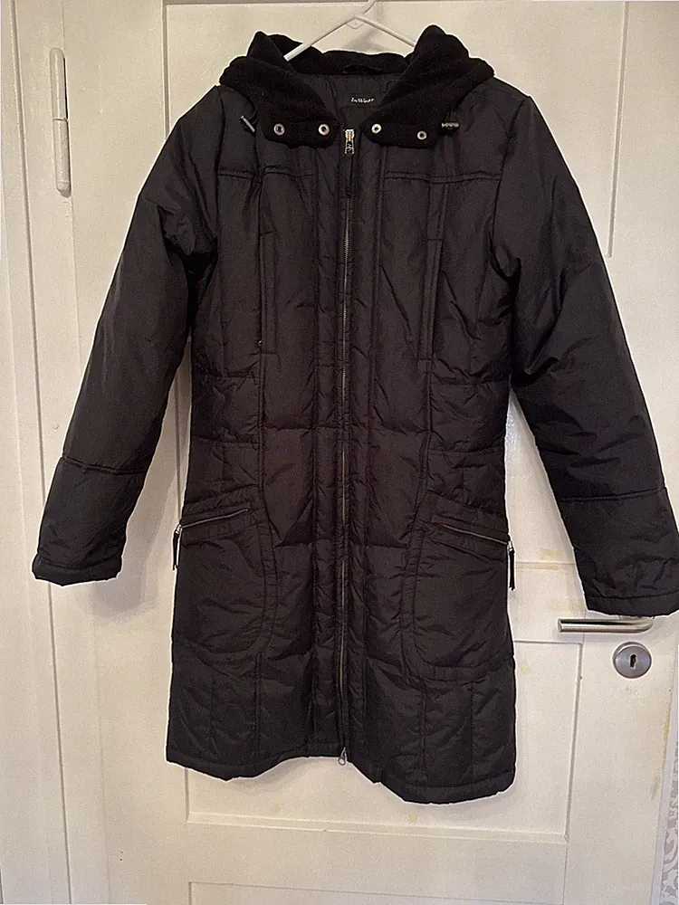 IN WEAR warmer Winter 70 % Daunen Mantel Schwarzl Größe 36