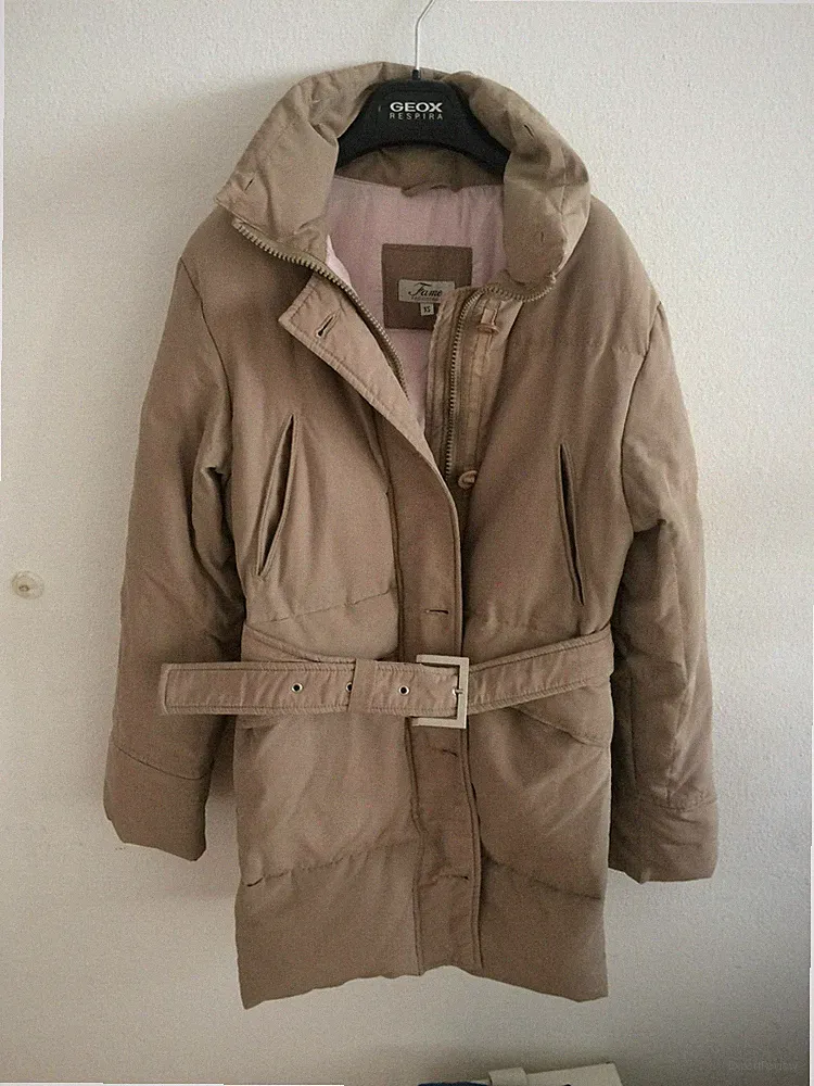 Jugend. Daunenmantel "Fame".Gr.XS.Beige.Gebraucht.