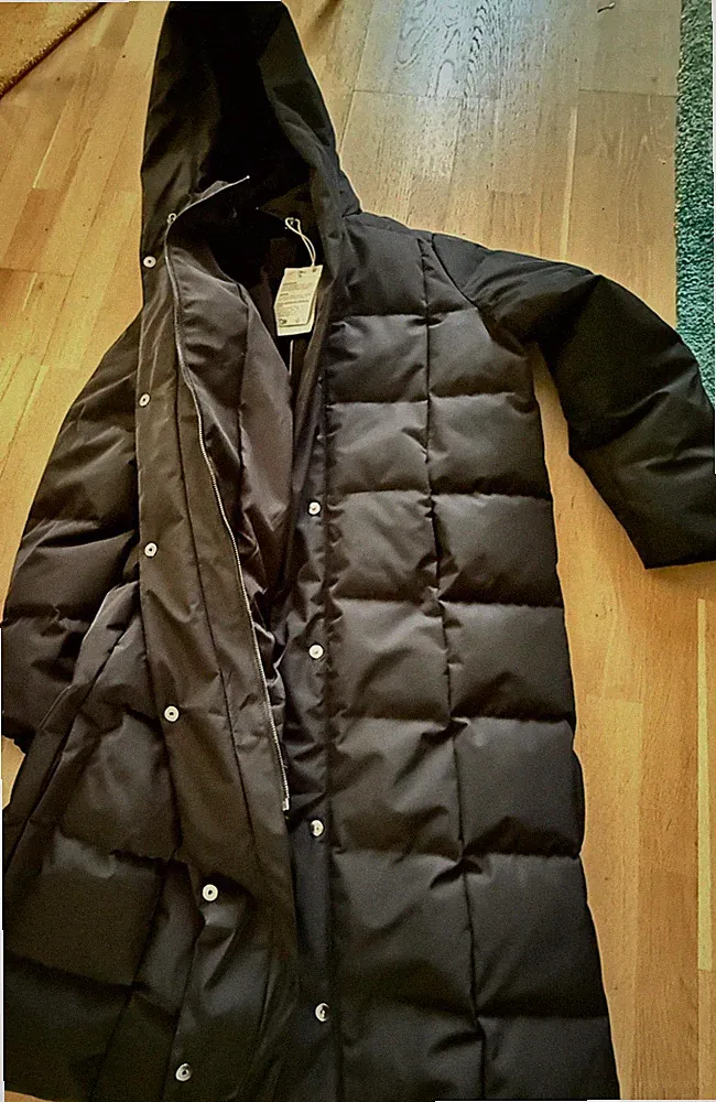 Kaufpreis 139€-,neu,Zara Mantel 70%Daunen+30%Federn,schwarz L-XL,Kapuze+Etikett