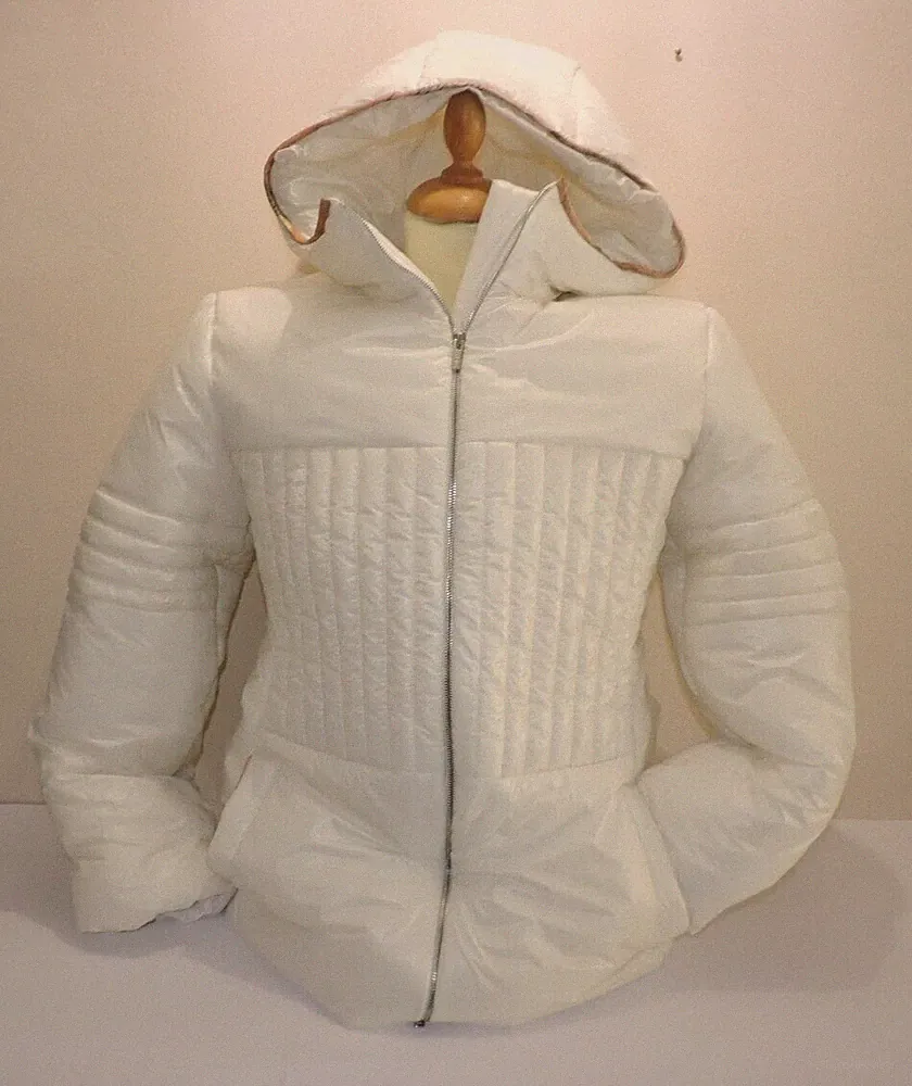 KURZ GEPOLSTERTER OVERCOAT DAMEN ALVIERO MARTINI 1. KLASSE NATURAL