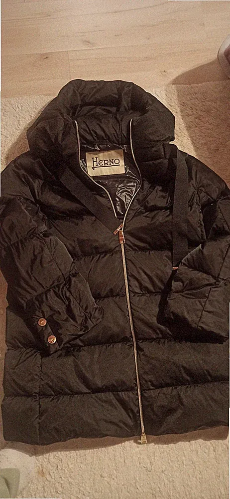 LUXUS DESIGNER WINTERJACKE MANTEL VON "HERNO Gr. 38 NEU