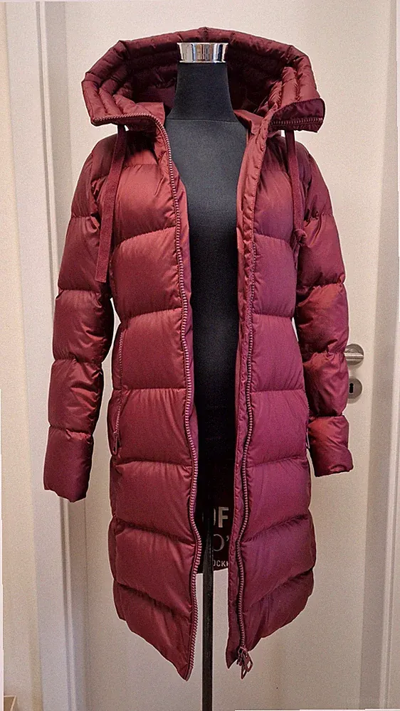 Marc O'Polo Damen Daunenmantel Größe 34 bordeaux