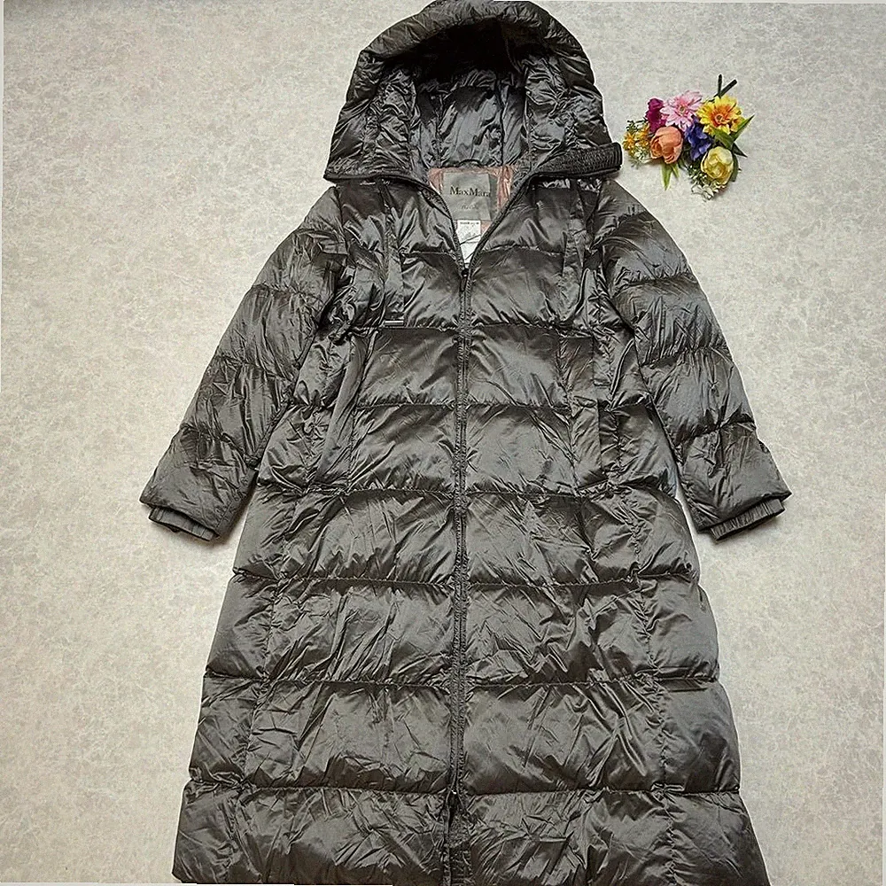 Max Mara Seipa grauer langer Daunenmantel M leichte Winterjacke Top Zustand