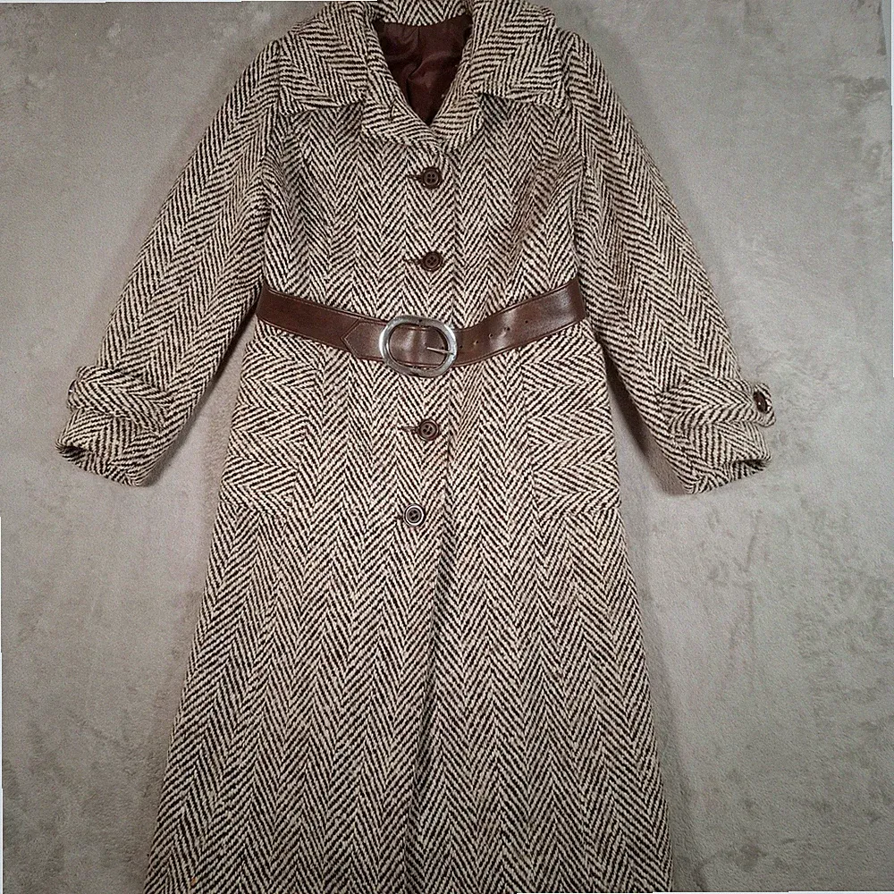 Michael Atkinson Mantel Damen mittelbraun Fischgrät Gürtel Irish Tweed Wolle
