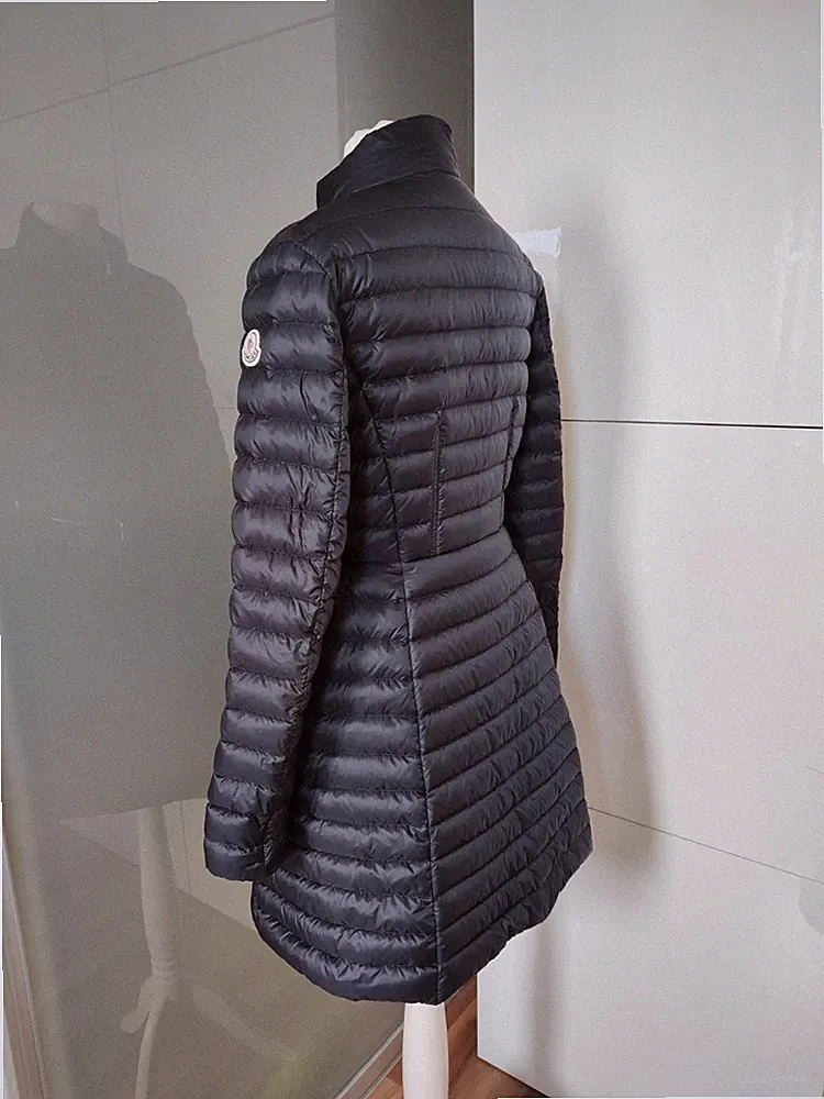 Moncler Agatelon Giubbitto leichte Daunenjacke Mantel Blau 2/36,38 Neu
