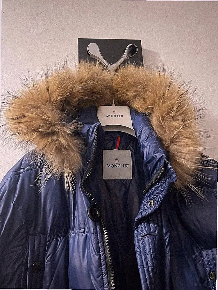 Moncler Daunenmantel