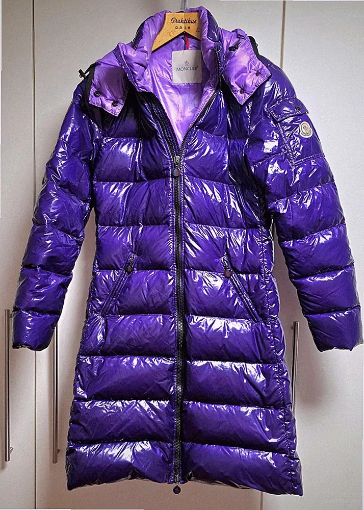 Moncler Daunenmantel violett, lila