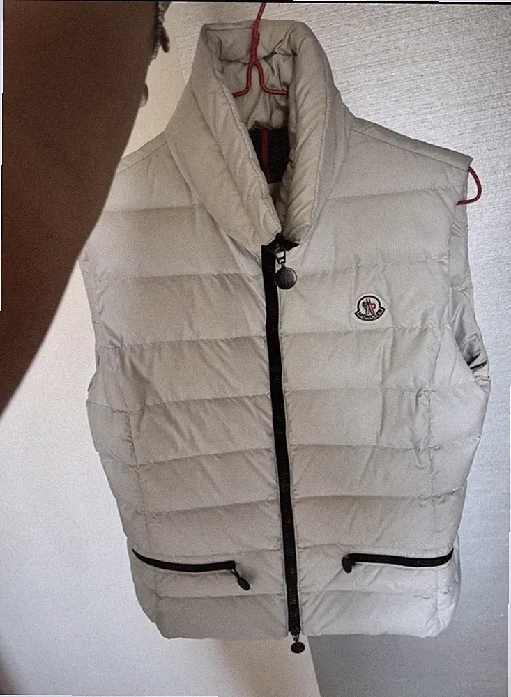 Moncler Daunenweste Damen Weiß S Kurz Ärmellos mit Reißverschluss
