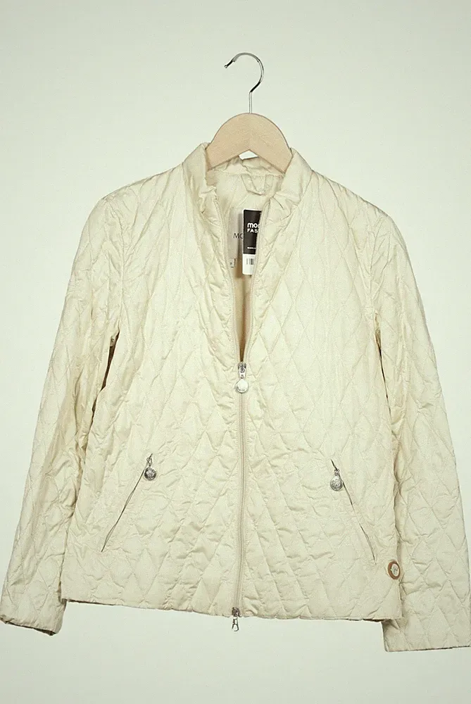 Moncler Jacke Damen Anorak Jacket Kurzmantel Gr. EU 38 Daunen Cremeweiß #4go8s9a