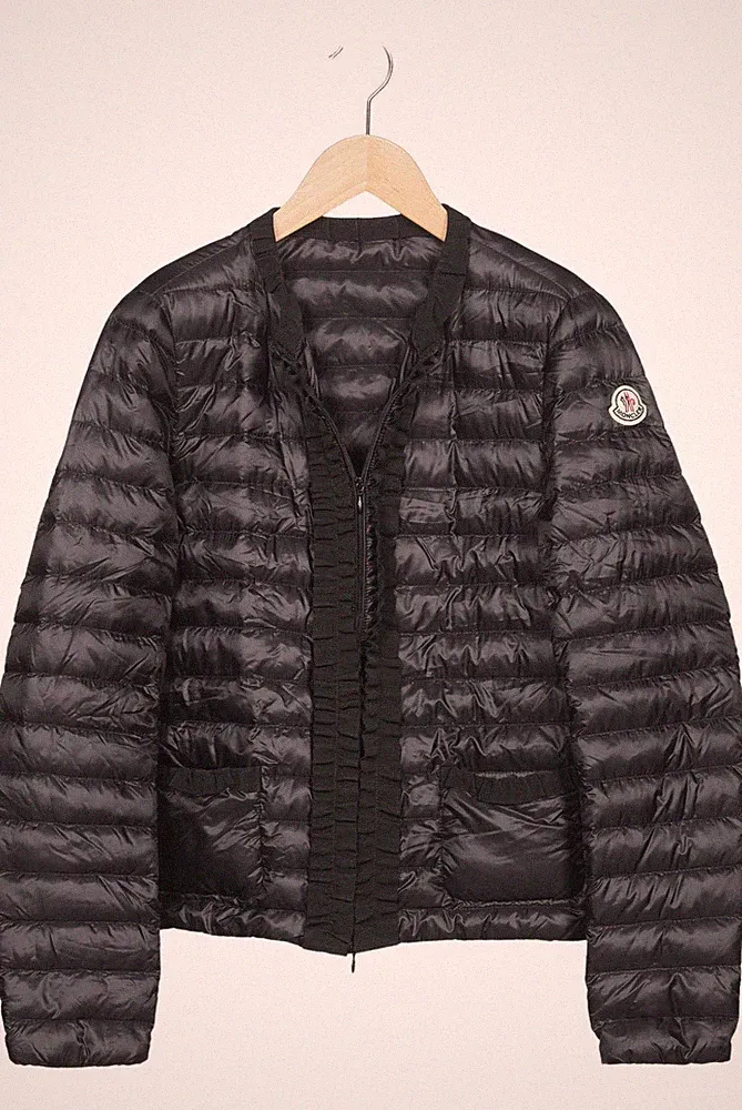 Moncler Jacke Damen Anorak Jacket Kurzmantel Gr. L Daunen Schwarz #jodomso