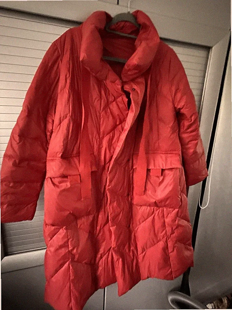 MYDRESSS.R.L. Daunen Damen Mantel Jacke extravagant Gr. M mit zwei Taschen Rot