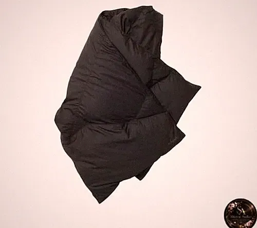 [NANGA] Damen Kragenloser Daunenmantel DAUNEN PONCHO MUFFLER N0002382 BLK Sch...