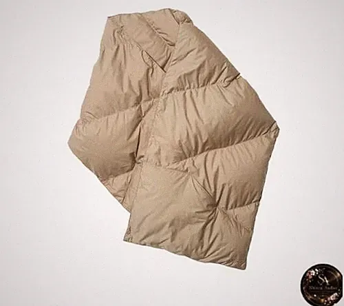 Poncho Daunenmantel