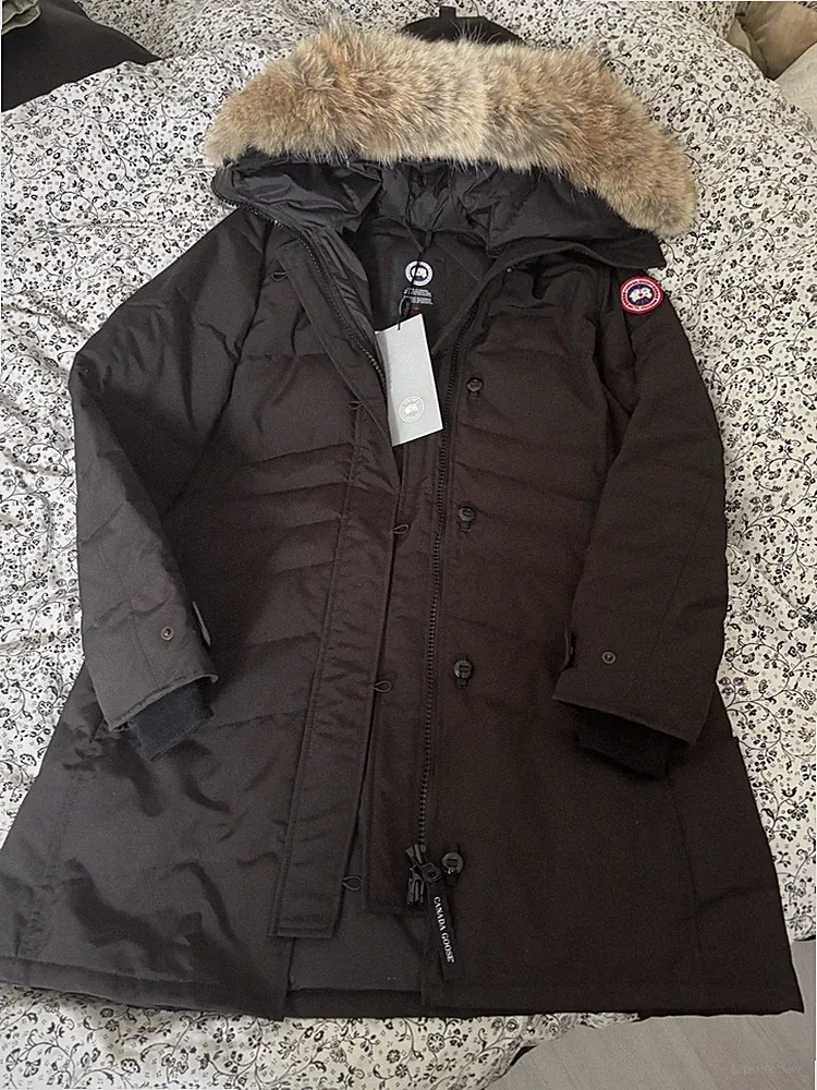 NEU Canada Goose Daunenparka Lorette Parka Mantel Gr. L Schwarz Black Etikett