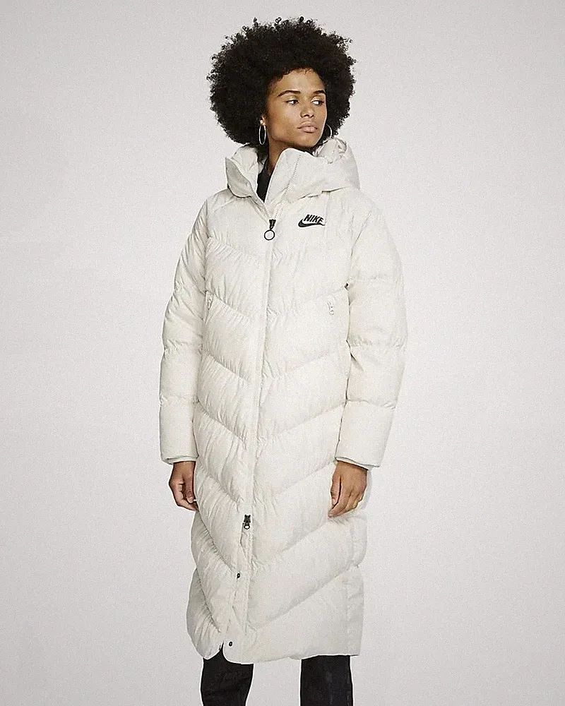Nike Damen Sportswear Daunenparka „Beige“ BV2881 008 L