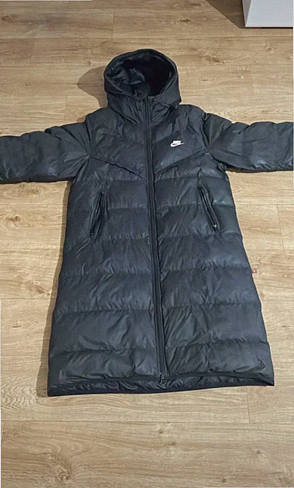 Nike Storm-FIT Herren Daunenmantel lang schwarz mit Kapuze Gr. M