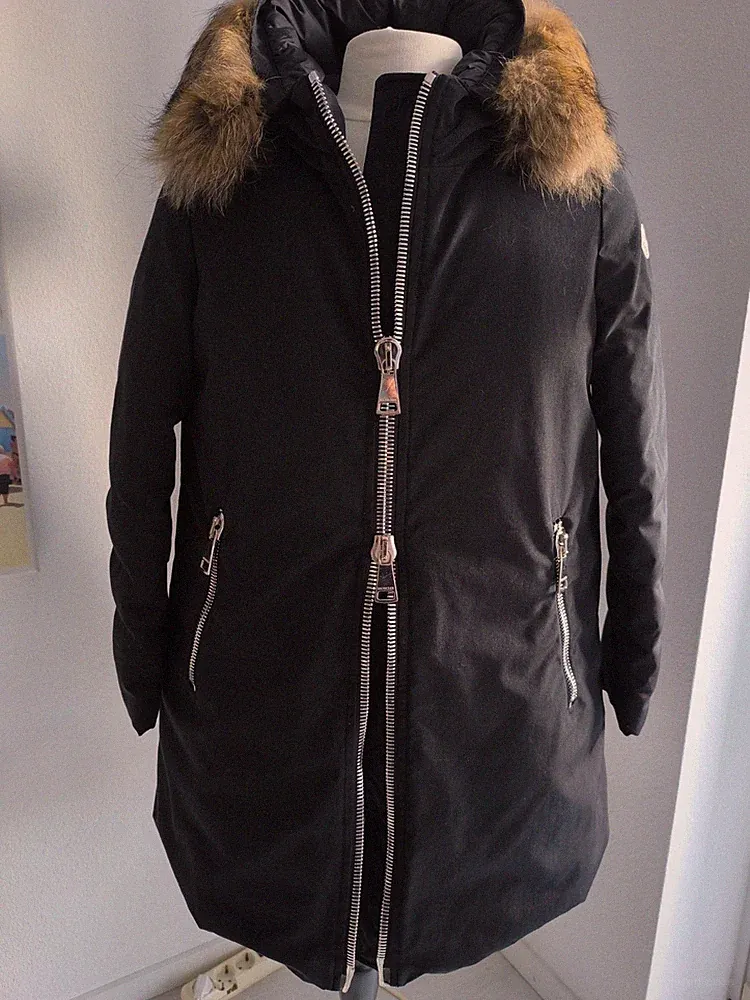 Original MONCLER Daunenmantel schwarz 40/42 neuwertig