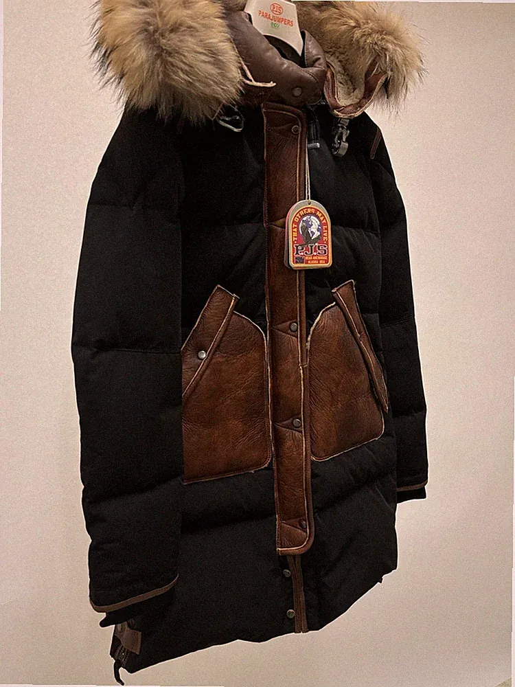 Leder Daunenmantel mit Kapuze