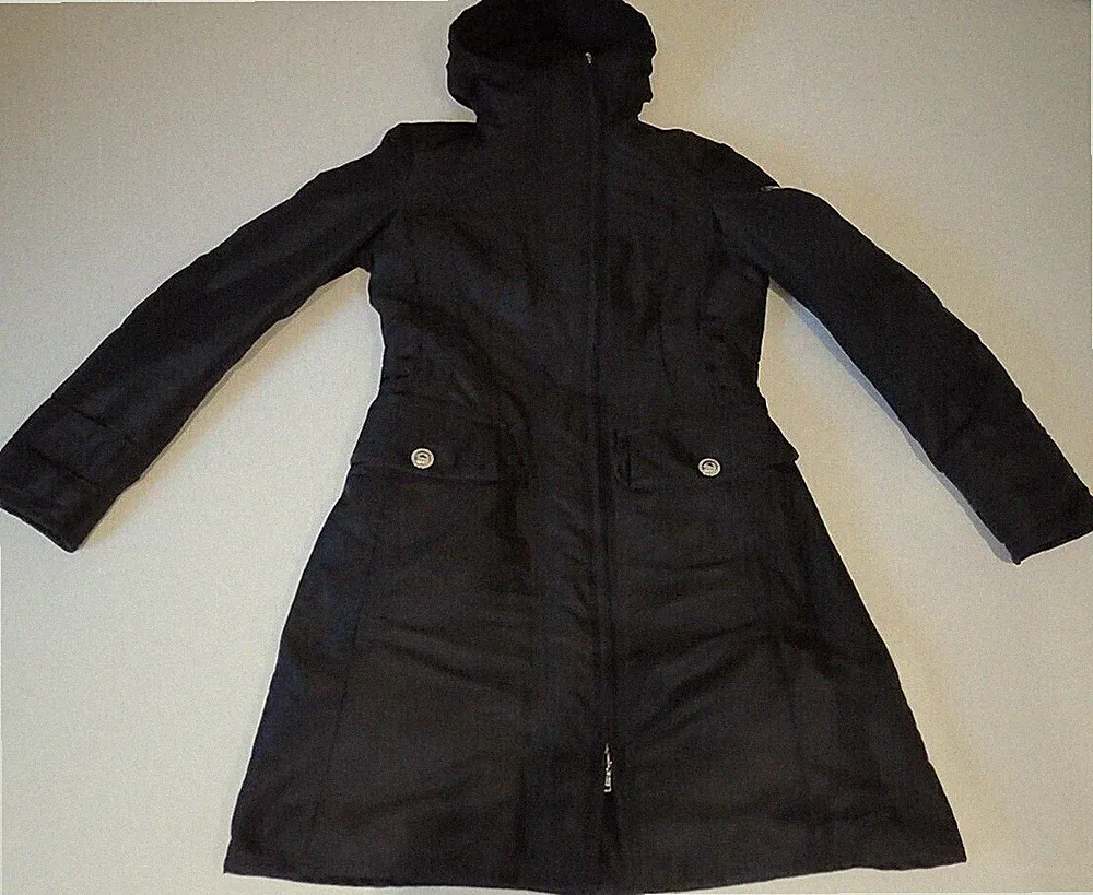 Peuterey Daunenmantel schwarz mit Kapuze Gr. 44 (IT)