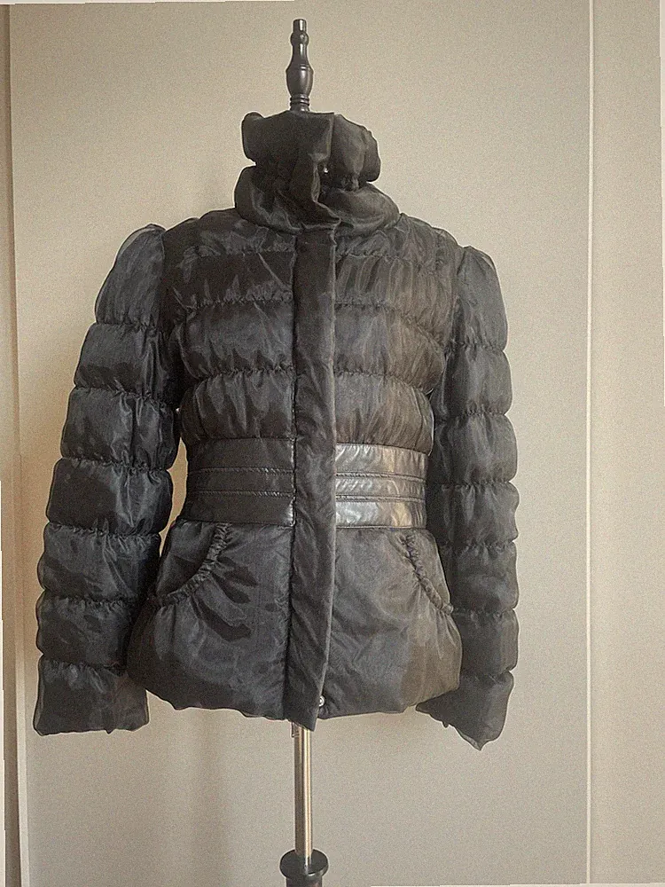 Pinko kurze Daunenjacke - Gürtel Taille - Gr. IT / 44 EU / 40 US / 8 - Made In Italy