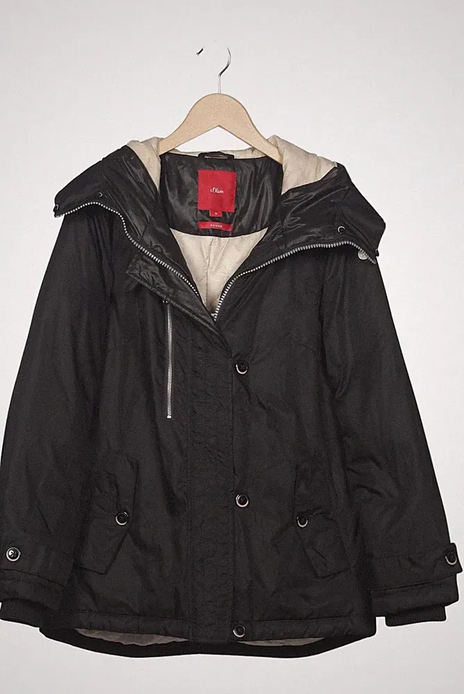 s.Oliver Jacke Damen Anorak Jacket Kurzmantel Gr. M Daunen Schwarz #omzv59y