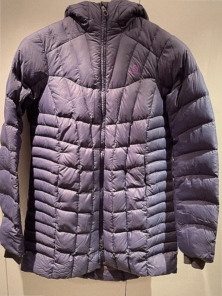 Salomon Damen Daunenmantel Kapuze lila Gr. L Daunenjacke wie NEU!